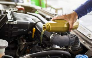 Imagem para ilustrar texto de blog sobre tipos de óleo para motores